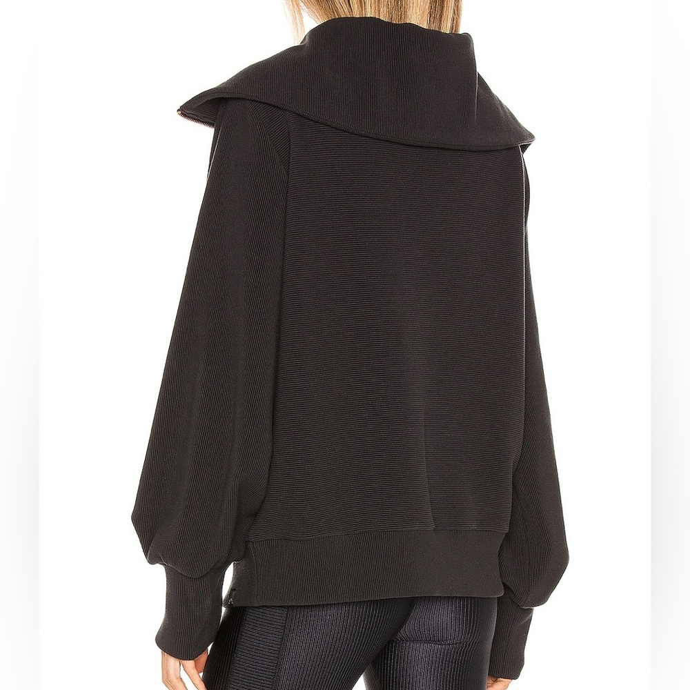 VARLEY Vine Pullover in Black
Very good condition size s - Picture 3 of 12